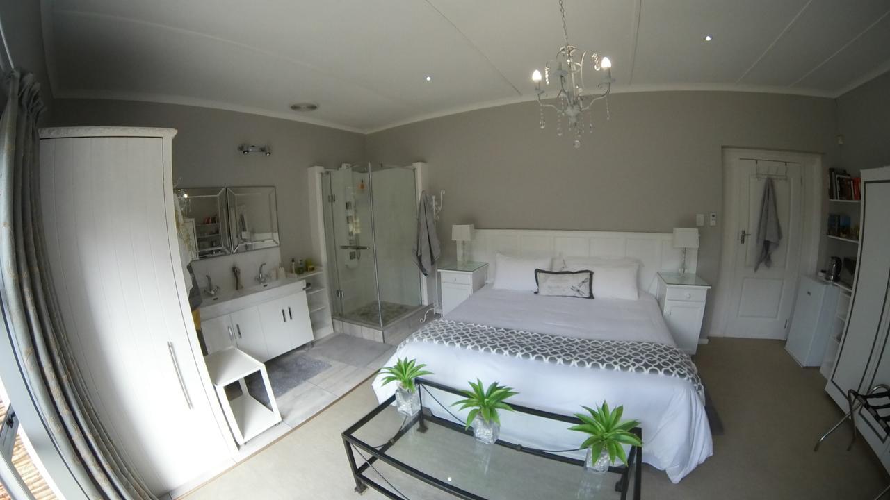 Gate 66 Bed & Breakfast Somerset East Bagian luar foto